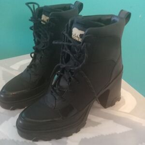 Sorel Black Lace-Up Chunky Heel Ankle Boots